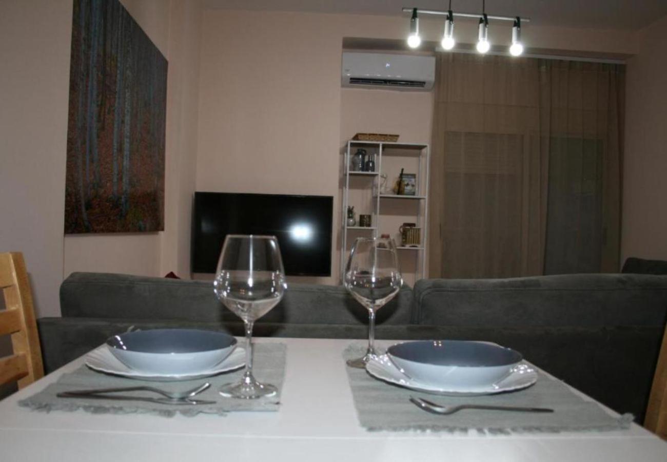 Ferienwohnung Kalpazo Myslym Shyri Tirana Exterior foto